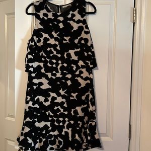 Banana Republic  - Tan and Black print with gold zippered back